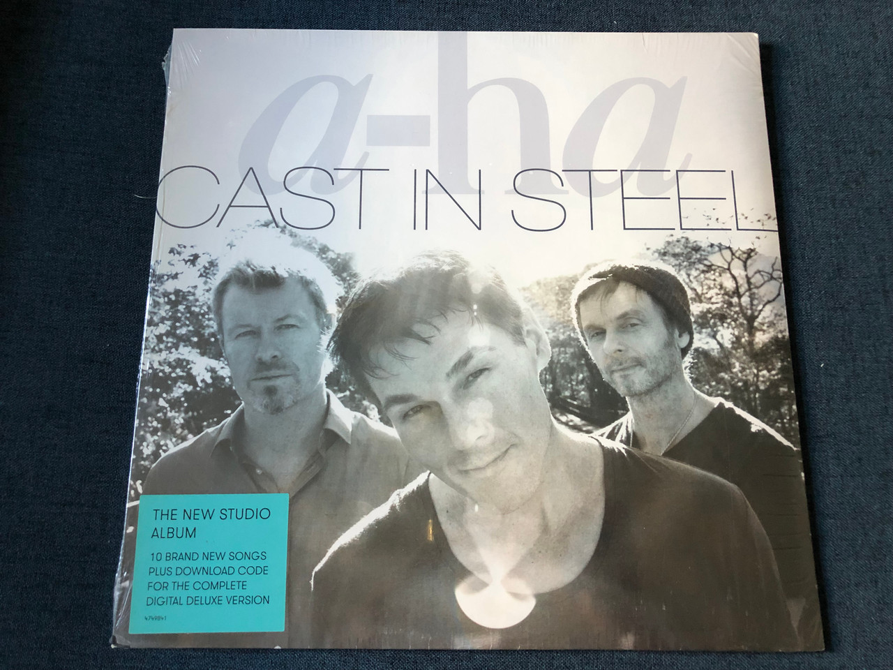 https://cdn10.bigcommerce.com/s-62bdpkt7pb/products/0/images/234163/a-ha_Cast_In_Steel_The_New_Studio_Album_10_Brand_New_Songs_Plus_Download_Code_For_The_Complete_Digital_Deluxe_Version_Universal_Music_Group_LP_2015_0602547498410_1__56232.1655277670.1280.1280.JPG?c=2&_gl=1*1psuf8v*_ga*MjA2NTIxMjE2MC4xNTkwNTEyNTMy*_ga_WS2VZYPC6G*MTY1NTI3MTU1MS40MzUuMS4xNjU1Mjc3NTI4LjQ5