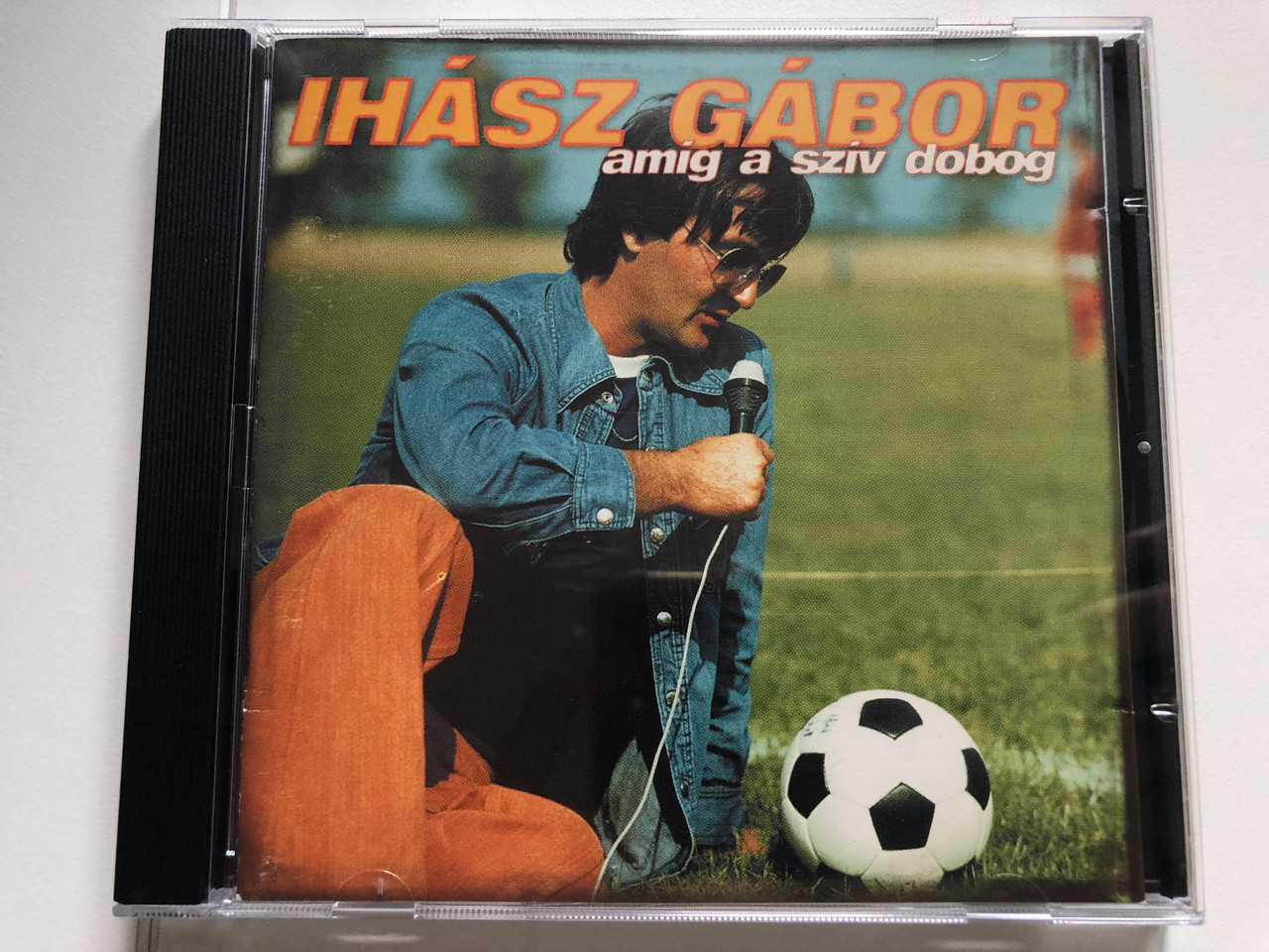 https://cdn10.bigcommerce.com/s-62bdpkt7pb/products/0/images/234755/Ihasz_Gabor_-_amig_a_sziv_dobog_Premier_Art_Records_Audio_CD_068354-2_1__99337.1655440737.1280.1280.JPG?c=2&_gl=1*pfzmfo*_ga*MjA2NTIxMjE2MC4xNTkwNTEyNTMy*_ga_WS2VZYPC6G*MTY1NTQzODk0MC40NDEuMS4xNjU1NDQwODQzLjYw