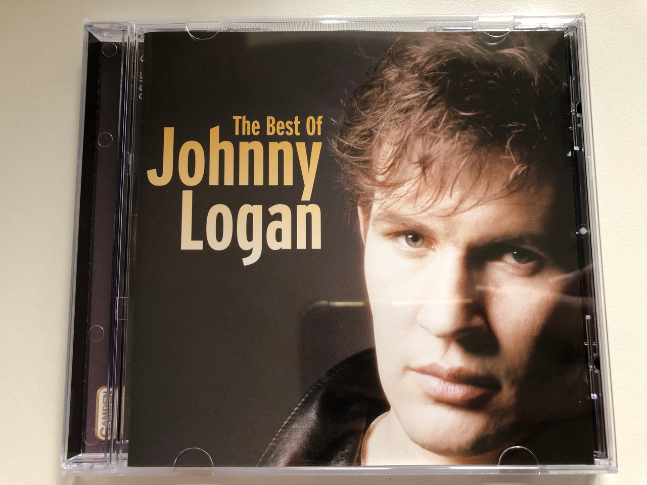https://cdn10.bigcommerce.com/s-62bdpkt7pb/products/0/images/235424/The_Best_Of_Johnny_Logan_Sony_Music_Audio_CD_2008_88697518282_1__90955.1655986612.1280.1280.JPG?c=2&_gl=1*17wtyo*_ga*MjA2NTIxMjE2MC4xNTkwNTEyNTMy*_ga_WS2VZYPC6G*MTY1NTk4NDM5OS40NDkuMS4xNjU1OTg2NjA3LjYw
