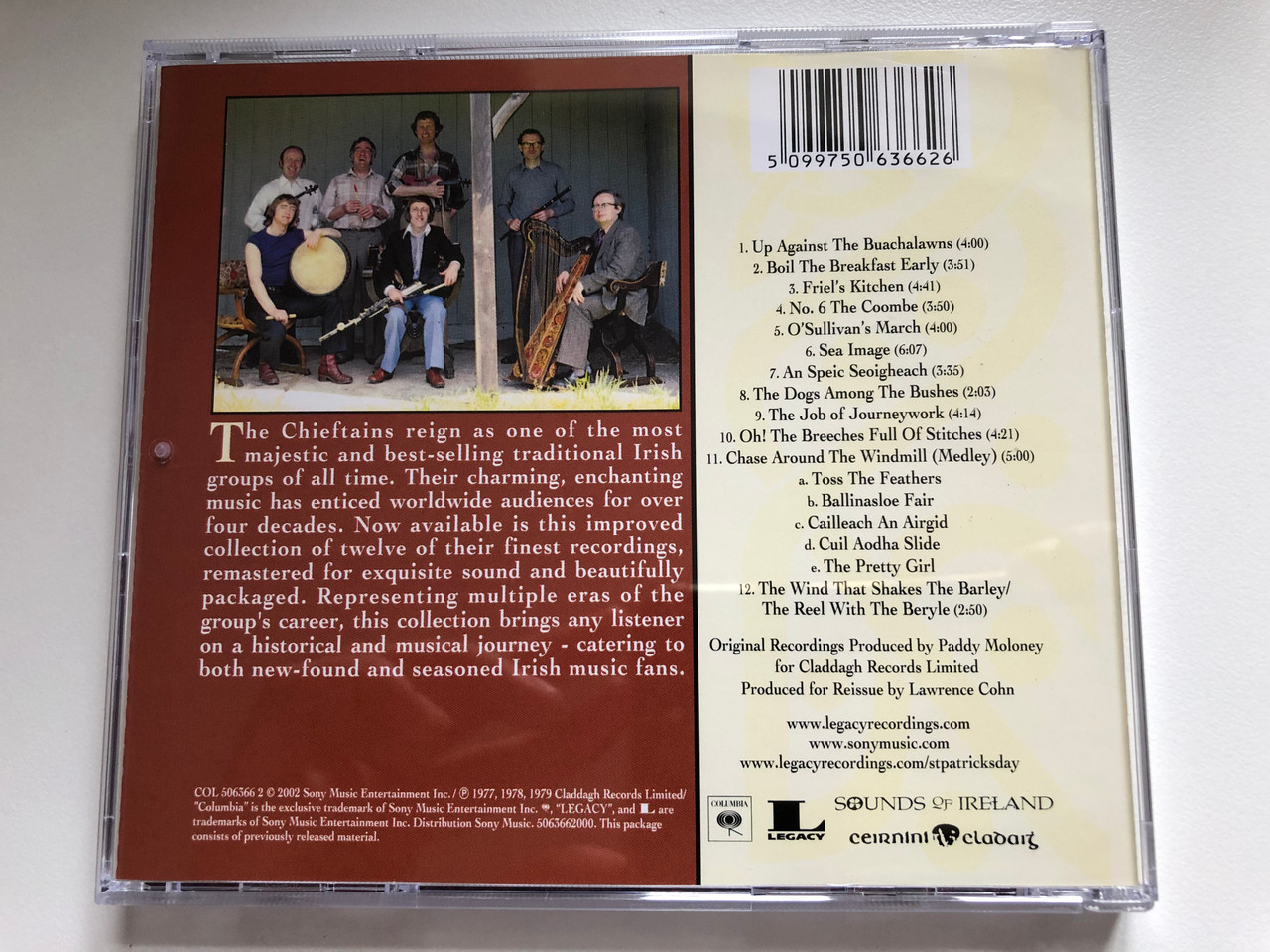 https://cdn10.bigcommerce.com/s-62bdpkt7pb/products/0/images/235467/The_Best_Of_The_Chieftains_Columbia_Audio_CD_2002_506366_2_2__88925.1656002269.1280.1280.JPG?c=2&_gl=1*28rr6i*_ga*MjA2NTIxMjE2MC4xNTkwNTEyNTMy*_ga_WS2VZYPC6G*MTY1NTk5OTA4Ni40NTAuMS4xNjU2MDAxOTkzLjM4