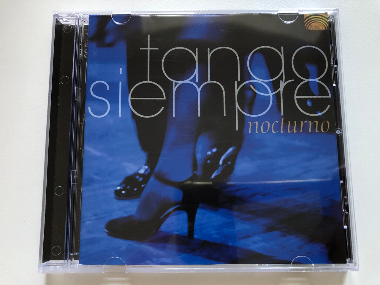 https://cdn10.bigcommerce.com/s-62bdpkt7pb/products/0/images/236010/Tango_Siempre_-_nocturno_ARC_Music_Audio_CD_2003_EUCD_1807_1__83980.1656390545.1280.1280.JPG?c=2&_gl=1*1wcrwp*_ga*MjA2NTIxMjE2MC4xNTkwNTEyNTMy*_ga_WS2VZYPC6G*MTY1NjM4OTY1OS40NTYuMS4xNjU2MzkwNDEzLjg.