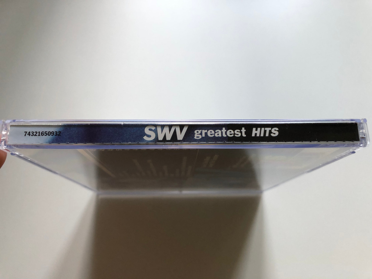 https://cdn10.bigcommerce.com/s-62bdpkt7pb/products/0/images/236083/SWV_Greatest_Hits_RCA_Audio_CD_1999_74321650932_3__19763.1656416806.1280.1280.JPG?c=2&_gl=1*s7pu71*_ga*MjA2NTIxMjE2MC4xNTkwNTEyNTMy*_ga_WS2VZYPC6G*MTY1NjQwODYyMi40NTcuMS4xNjU2NDE2NzI5LjU5