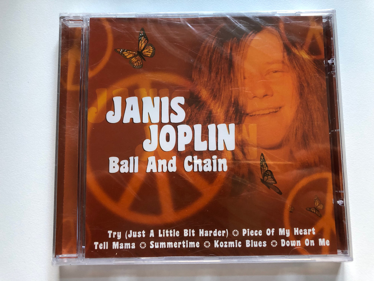 https://cdn10.bigcommerce.com/s-62bdpkt7pb/products/0/images/236159/Janis_Joplin_-_Ball_And_Chain_Try_Just_A_Little_Bit_Harder_Piece_Of_My_Heart_Tell_Mama_Summertime_Kozmic_Blues_Down_On_Me_Eurotrend_Audio_CD_CD_142_1__06104.1656484291.1280.1280.JPG?c=2&_gl=1*14me8zl*_ga*MjA2NTIxMjE2MC4xNTkwNTEyNTMy*_ga_WS2VZYPC6G*MTY1NjQ3NDAwNS40NTguMS4xNjU2NDg0MjkzLjYw