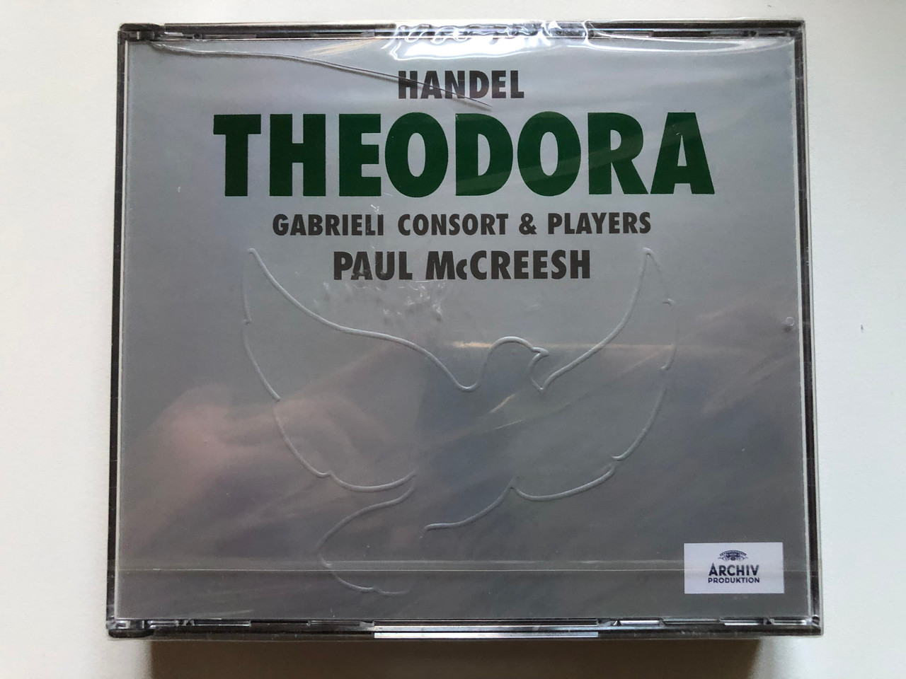 https://cdn10.bigcommerce.com/s-62bdpkt7pb/products/0/images/236247/Handel_-_Theodora_-_Gabrieli_Consort_Players_Paul_McCreesh_Archiv_Produktion_3x_Audio_CD_2000_Stereo_469_061-2_1__73631.1656564570.1280.1280.JPG?c=2&_gl=1*16x2dgc*_ga*MjA2NTIxMjE2MC4xNTkwNTEyNTMy*_ga_WS2VZYPC6G*MTY1NjU1ODE2My40NTkuMS4xNjU2NTY0NDUyLjM3