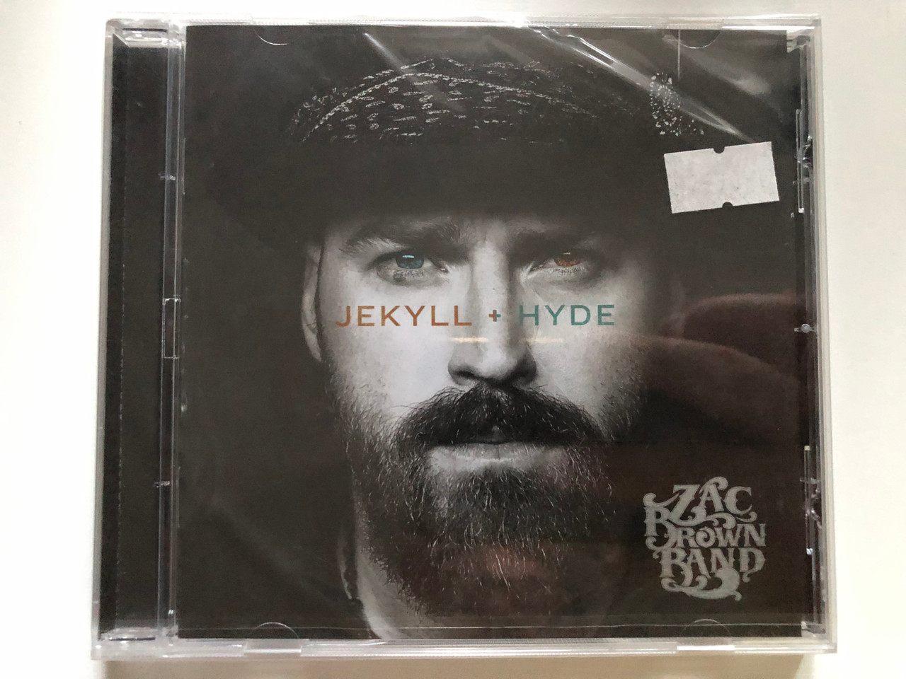 https://cdn10.bigcommerce.com/s-62bdpkt7pb/products/0/images/241484/Zac_Brown_Band_Jekyll_Hyde_Republic_Records_Audio_CD_2005_4733612_1__54167.1658501764.1280.1280.JPG?c=2&_gl=1*15o1wj4*_ga*MjA2NTIxMjE2MC4xNTkwNTEyNTMy*_ga_WS2VZYPC6G*MTY1ODQ5NTQ2MC40OTUuMS4xNjU4NTAxNzQxLjYw