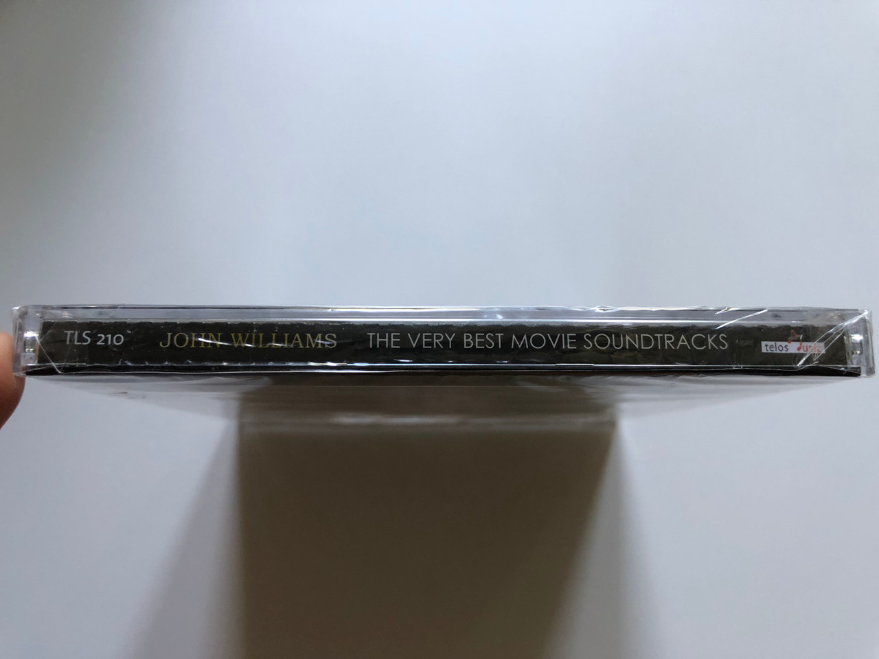 https://cdn10.bigcommerce.com/s-62bdpkt7pb/products/0/images/243841/The_Very_Best_Movie_Soundtracks_By_John_Williams_Star_Wars_Jaws_Indiana_Jones_E.T._Harry_Poter_Superman_Olympic_Fanfare_Philharmonisches_Orchester_des_Staatsthaeters_Cottbus_Evan_3__66315.1659074793.1280.1280.JPG?c=2&_gl=1*n5aqtb*_ga*MjA2NTIxMjE2MC4xNTkwNTEyNTMy*_ga_WS2VZYPC6G*MTY1OTA2NDkyMC41MDQuMS4xNjU5MDc0NTEyLjQx