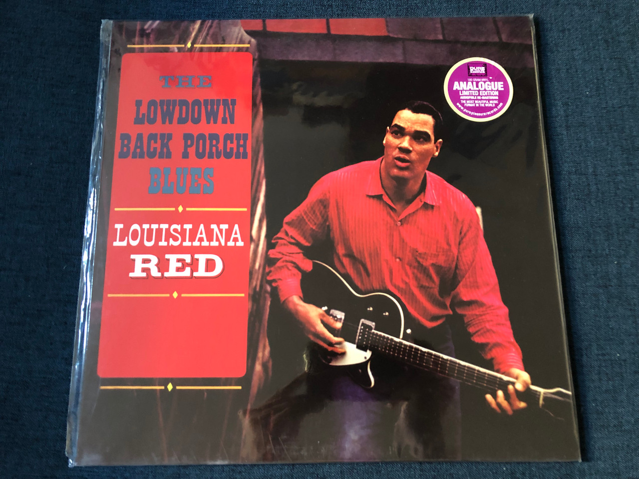 https://cdn10.bigcommerce.com/s-62bdpkt7pb/products/0/images/246120/The_Lowdown_Back_Porch_Blues_-_Louisiana_Red_Pure_Pleasure_Records_LP_PPAN_R25200_1__45714.1659682997.1280.1280.JPG?c=2&_gl=1*1bx6x3x*_ga*MjA2NTIxMjE2MC4xNTkwNTEyNTMy*_ga_WS2VZYPC6G*MTY1OTY4MTMzNy41MTYuMS4xNjU5NjgyNTgzLjQ5