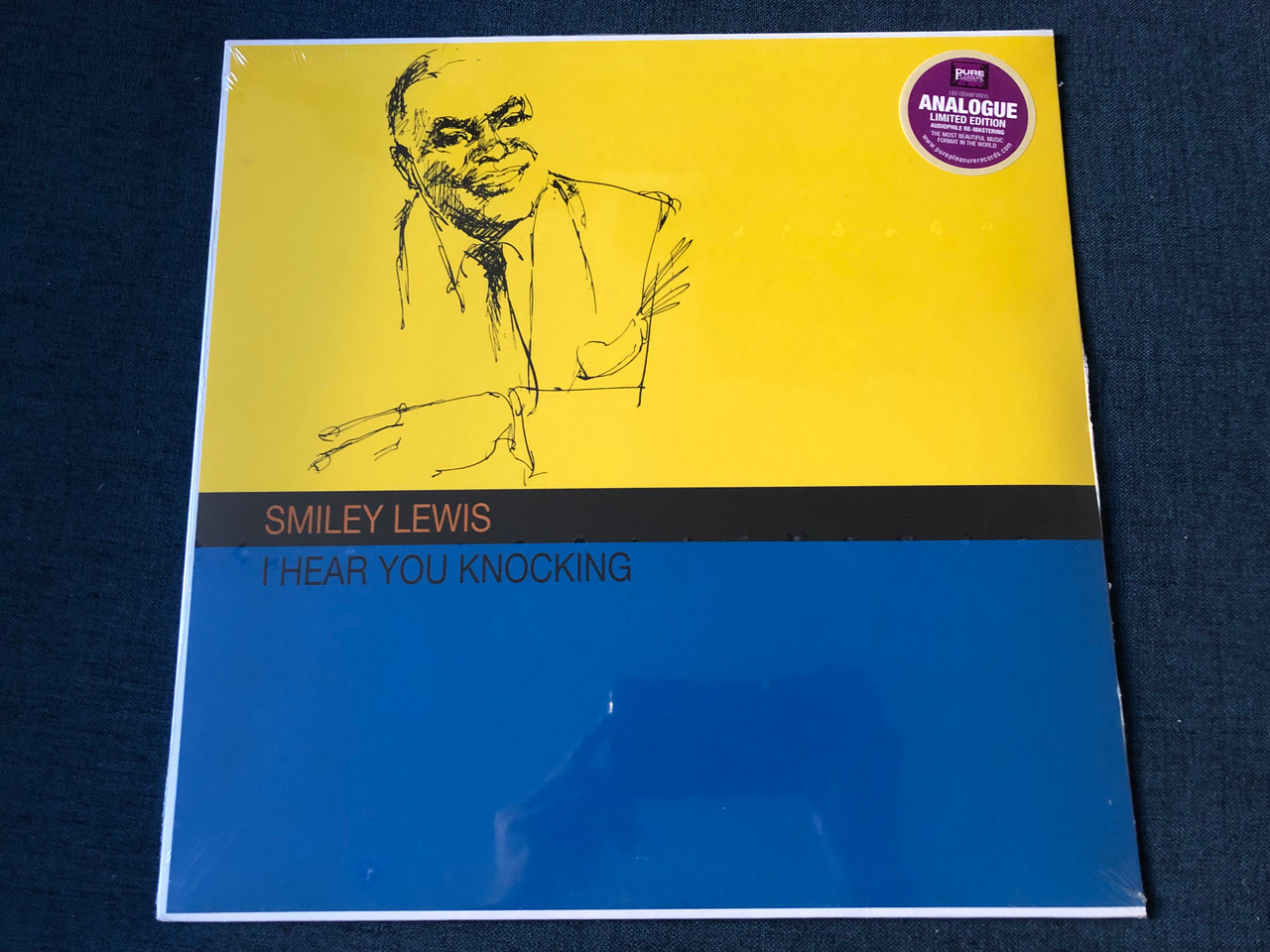 https://cdn10.bigcommerce.com/s-62bdpkt7pb/products/0/images/246135/Smiley_Lewis_I_Hear_You_Knocking_Pure_Pleasure_Records_LP_PPAN_LP9141_1__53057.1659684236.1280.1280.JPG?c=2&_gl=1*a94k1l*_ga*MjA2NTIxMjE2MC4xNTkwNTEyNTMy*_ga_WS2VZYPC6G*MTY1OTY4MTMzNy41MTYuMS4xNjU5Njg0MTQyLjUw