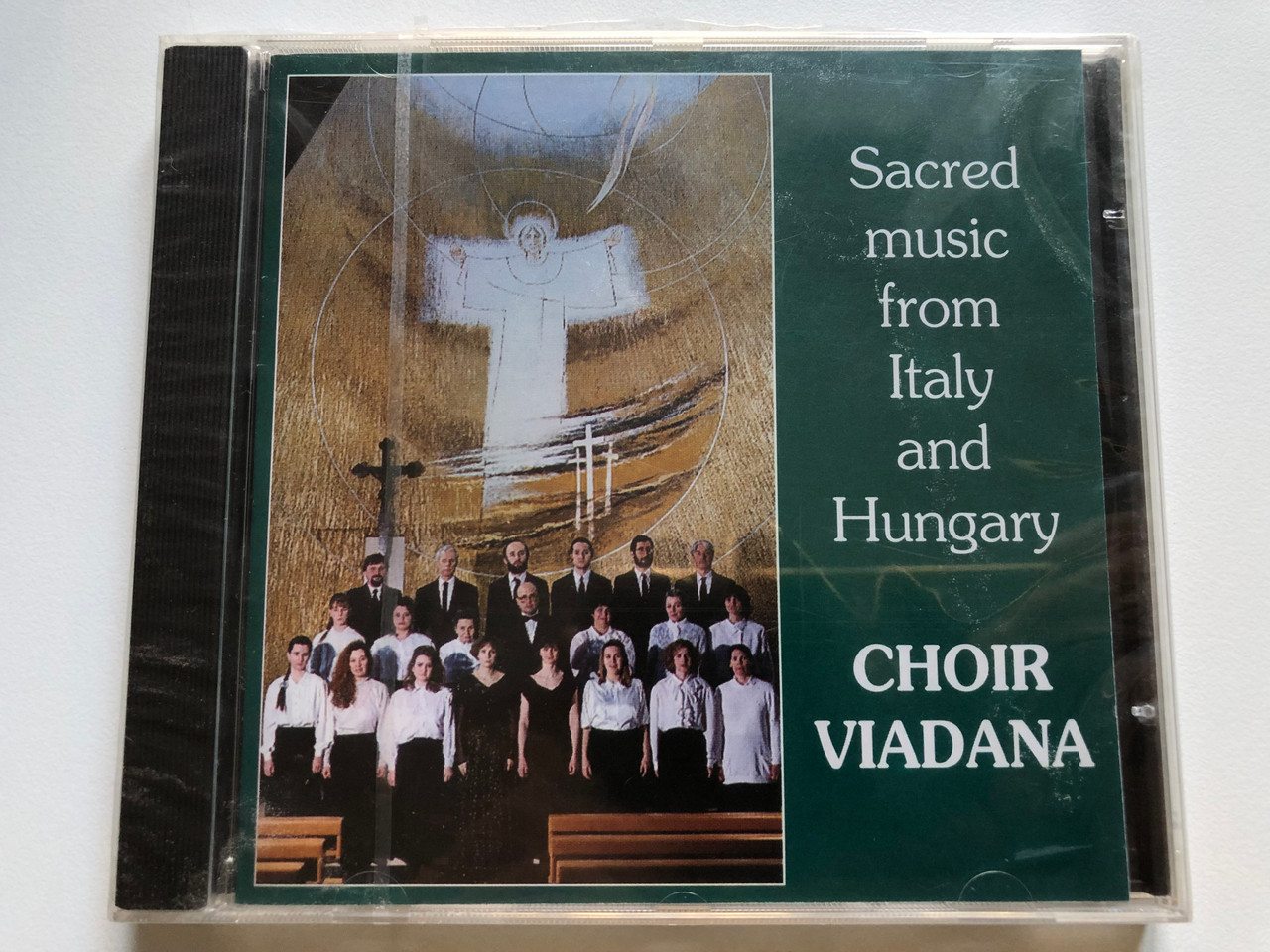 https://cdn10.bigcommerce.com/s-62bdpkt7pb/products/0/images/246902/Choir_Viadana_-_Sacred_Music_From_Italy_And_Hungary_Do-L_Audio_CD_1996_DLCD_075_1__49697.1660014850.1280.1280.JPG?c=2&_gl=1*1incf8*_ga*MjA2NTIxMjE2MC4xNTkwNTEyNTMy*_ga_WS2VZYPC6G*MTY2MDAxMzI2MS41MjAuMS4xNjYwMDE0NjMwLjU5