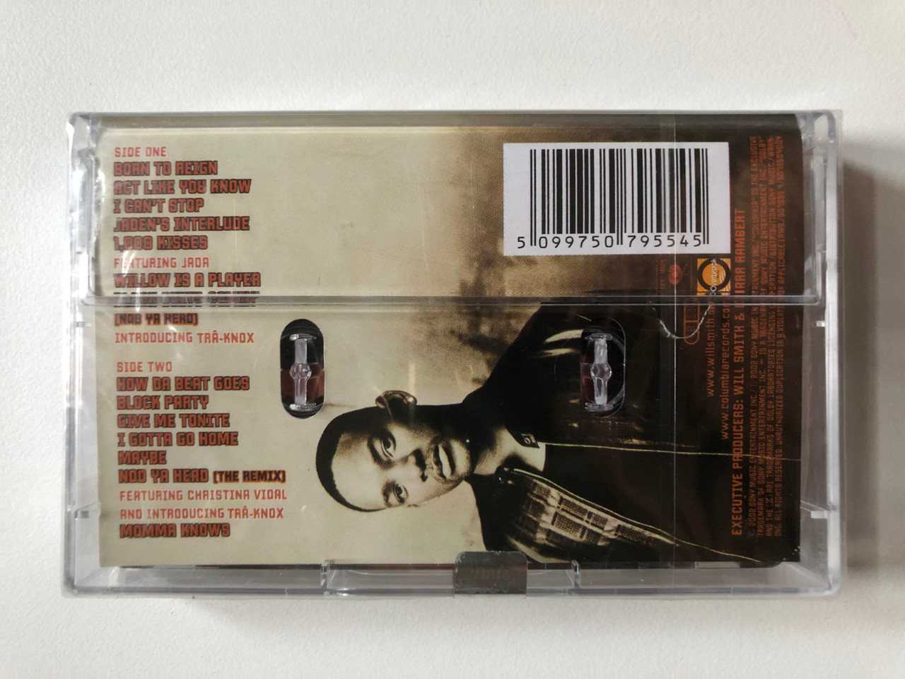 https://cdn10.bigcommerce.com/s-62bdpkt7pb/products/0/images/249871/Will_Smith_Born_To_Reign_Introducing_Tra-Knox_Columbia_Audio_Cassette_2002_COL_507955_4_2__33439.1661150678.1280.1280.JPG?c=2&_gl=1*2qfw9n*_ga*MjA2NTIxMjE2MC4xNTkwNTEyNTMy*_ga_WS2VZYPC6G*MTY2MTE1MDA1NS41MzMuMS4xNjYxMTUwNTc5LjM5LjAuMA..