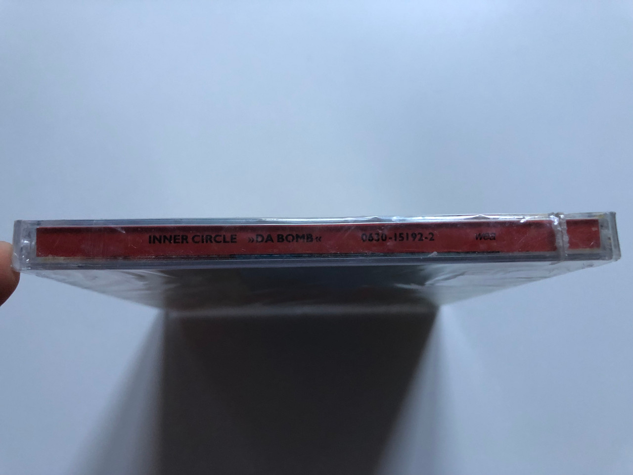 https://cdn10.bigcommerce.com/s-62bdpkt7pb/products/0/images/251066/Inner_Circle_Da_Bomb_12_all_new_tracks_incl._Smash_Hit_Da_Bomb_WEA_Audio_CD_1996_0630-15192-2_3__74230.1661333911.1280.1280.JPG?c=2&_gl=1*wqd4kc*_ga*MjA2NTIxMjE2MC4xNTkwNTEyNTMy*_ga_WS2VZYPC6G*MTY2MTMxOTg5Ni41MzYuMS4xNjYxMzMzODYyLjYwLjAuMA..