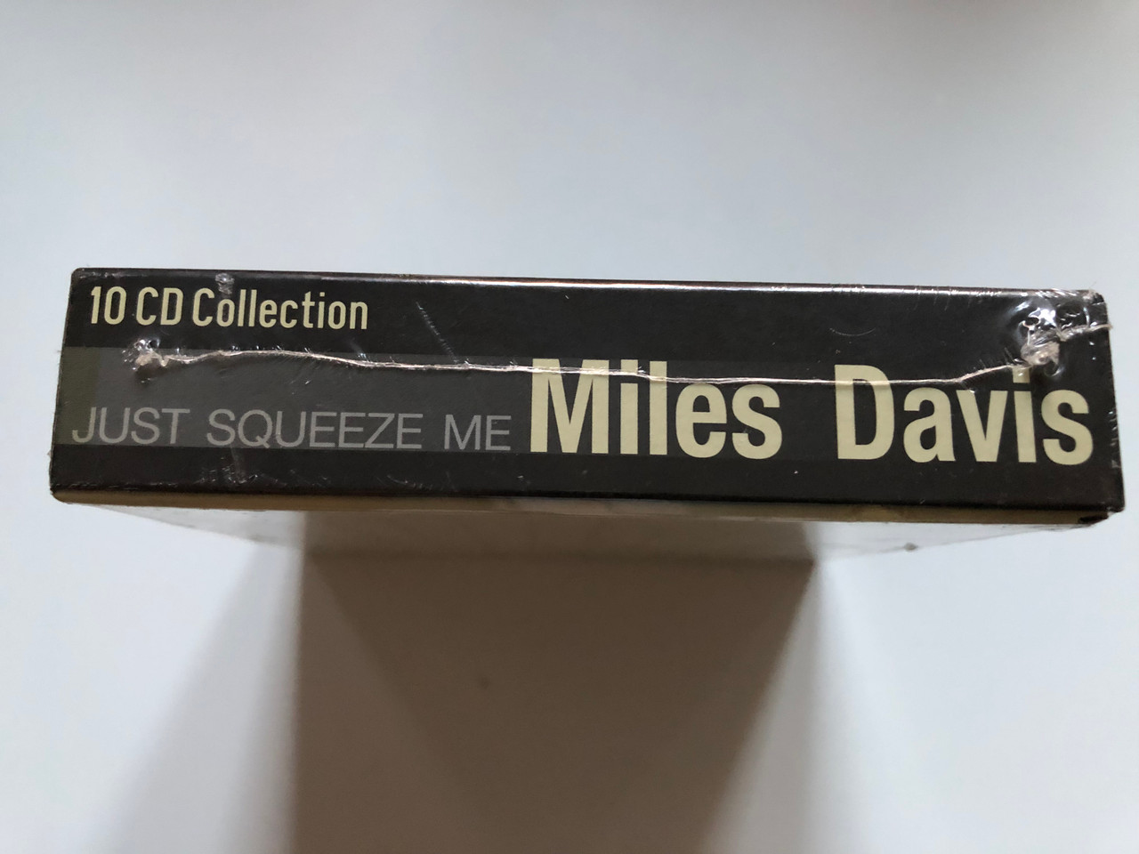 https://cdn10.bigcommerce.com/s-62bdpkt7pb/products/0/images/253204/Miles_Davis_Just_Squeeze_Me_No_Line_Dig_The_Serpents_Tooth_Tune_Up_Walkin_Green_Haze_Swing_Spring_Four_Bye_Bye_Blackbird_Half_Nelson_My_Funny_Valentine_Documents_10x_Audio_C_3__68121.1662151912.1280.1280.JPG?c=2&_gl=1*wrjdu7*_ga*MjA2NTIxMjE2MC4xNTkwNTEyNTMy*_ga_WS2VZYPC6G*MTY2MjE0NTE4Ny41NTAuMS4xNjYyMTUxNzQ2LjQ4LjAuMA..