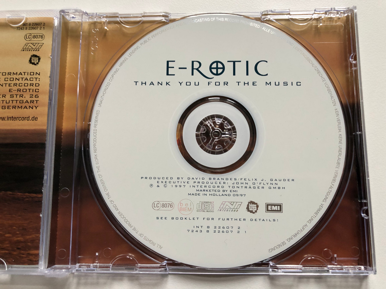 https://cdn10.bigcommerce.com/s-62bdpkt7pb/products/0/images/253907/E-Rotic_Thank_You_For_The_Music_Intercord_Audio_CD_1997_INT_8_22607_2_3__18813.1663739932.1280.1280.JPG?c=2&_gl=1*1u4ppvx*_ga*MjA2NTIxMjE2MC4xNTkwNTEyNTMy*_ga_WS2VZYPC6G*MTY2MzczNjY1MC41NTQuMS4xNjYzNzM5NzYwLjU2LjAuMA..