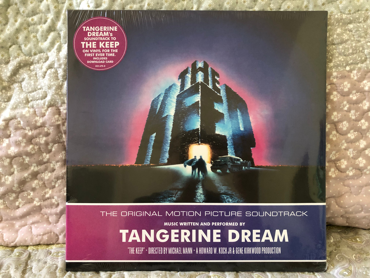 https://cdn10.bigcommerce.com/s-62bdpkt7pb/products/0/images/254802/Music_Written_And_Performed_By_Tangerine_Dream_The_Keep_The_Original_Motion_Picture_Soundtrack_Directed_By_Michael_Mann_A_Howard_W._Koch_JR_Gene_Kirkwood_Production_Virgin_LP_3_1__00510.1664358218.1280.1280.JPG?c=2&_gl=1*1w024i5*_ga*MjA2NTIxMjE2MC4xNTkwNTEyNTMy*_ga_WS2VZYPC6G*MTY2NDM1NjQxNi41NjkuMS4xNjY0MzU3Nzk5LjM0LjAuMA..