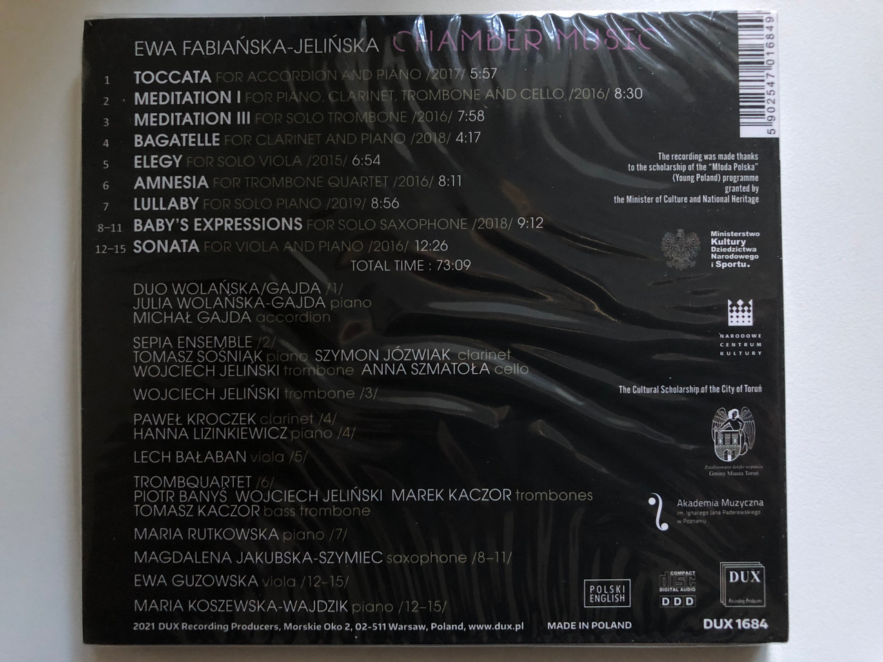 https://cdn10.bigcommerce.com/s-62bdpkt7pb/products/0/images/255203/Ewa_Fabianska-Jelinska_-_Chamber_Music_DUX_Recording_Audio_CD_2021_DUX_1684_2__71739.1664551090.1280.1280.JPG?c=2&_gl=1*1i9vd5c*_ga*MjA2NTIxMjE2MC4xNTkwNTEyNTMy*_ga_WS2VZYPC6G*MTY2NDU0Mzc2NC41NzcuMS4xNjY0NTUxMDc5LjYwLjAuMA..