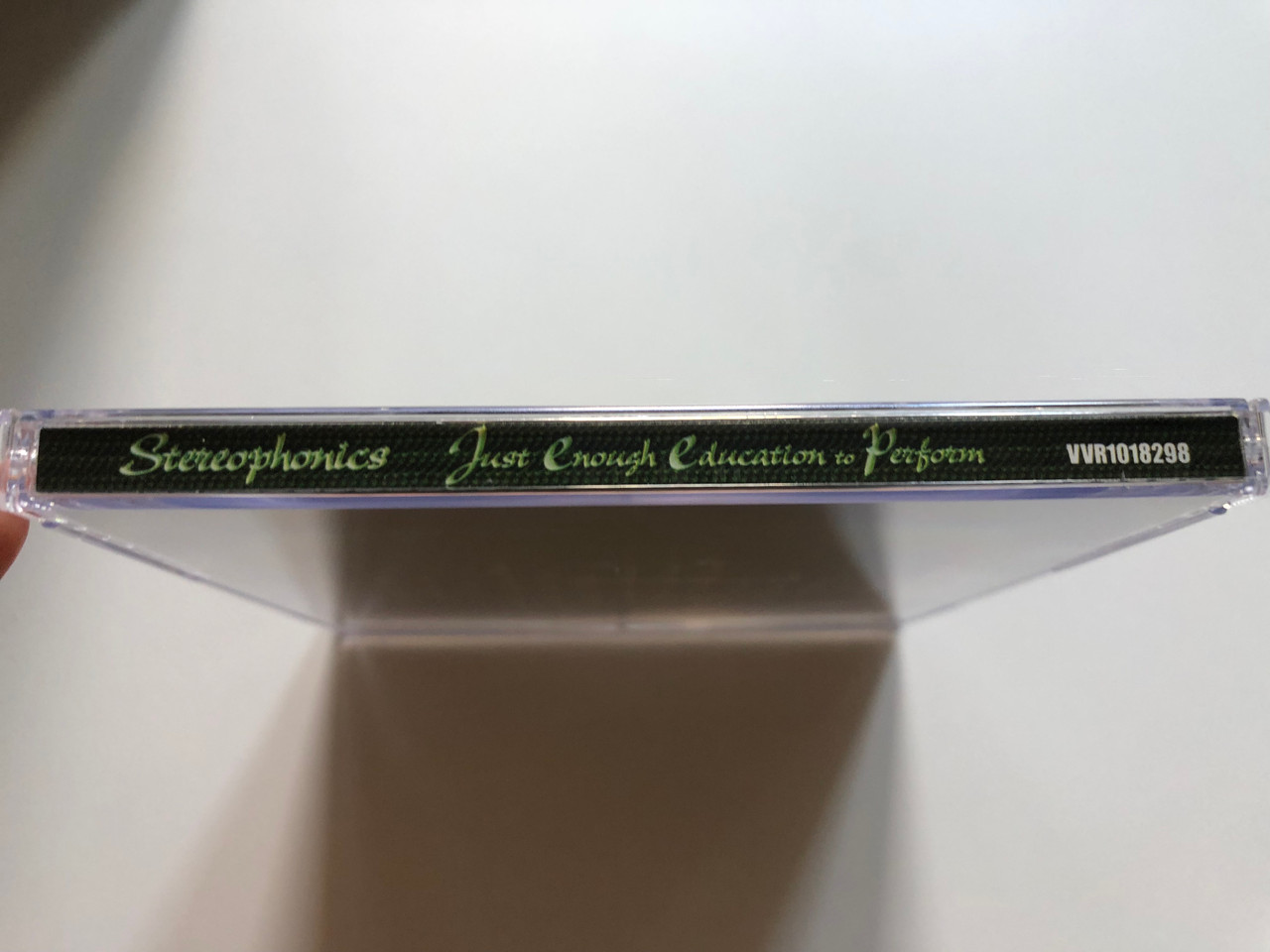 https://cdn10.bigcommerce.com/s-62bdpkt7pb/products/0/images/255733/Stereophonics_Just_Enough_Education_To_Perform_V2_Audio_CD_2001_VVR1018298_3__13904.1665131021.1280.1280.JPG?c=2&_gl=1*17o0o4n*_ga*MjA2NTIxMjE2MC4xNTkwNTEyNTMy*_ga_WS2VZYPC6G*MTY2NTEyMDY0My41ODYuMS4xNjY1MTMwODQyLjM0LjAuMA..