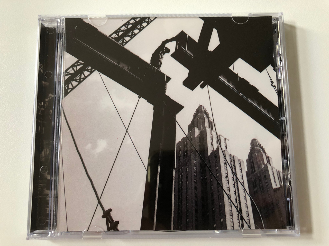 https://cdn10.bigcommerce.com/s-62bdpkt7pb/products/0/images/258511/Leonard_Bernsteins_New_York_Nonesuch_Audio_CD_1996_7599-79400-2_1__98617.1668188754.1280.1280.JPG?c=2&_gl=1*1bijv22*_ga*MjA2NTIxMjE2MC4xNTkwNTEyNTMy*_ga_WS2VZYPC6G*MTY2ODE4NDg1Mi42MjYuMS4xNjY4MTg4ODI4LjYwLjAuMA..