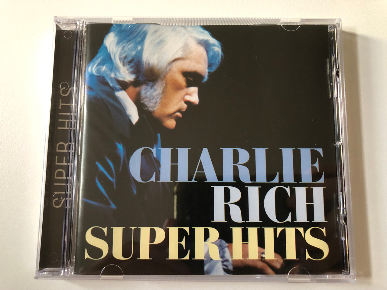 https://cdn10.bigcommerce.com/s-62bdpkt7pb/products/0/images/258544/Charlie_Rich_-_Super_Hits_epic_Audio_CD_1995_504728_2_1__16790.1668190707.1280.1280.JPG?c=2&_gl=1*lmyh2m*_ga*MjA2NTIxMjE2MC4xNTkwNTEyNTMy*_ga_WS2VZYPC6G*MTY2ODE4NDg1Mi42MjYuMS4xNjY4MTkwNzIyLjYwLjAuMA..