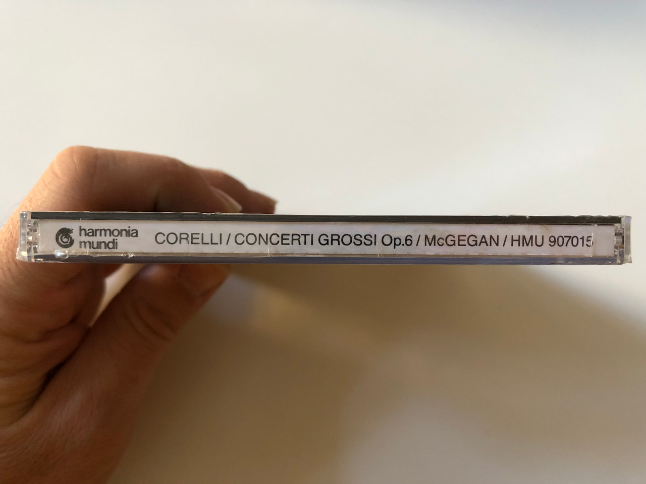 https://cdn10.bigcommerce.com/s-62bdpkt7pb/products/0/images/258987/Corelli_-_Concerti_Grossi_Op._6_7-12_-_Philharmonia_Baroque_Orchestra_Nicholas_McGegan_Harmonia_Mundi_Audio_CD_HMU_907015_3__82892.1668761666.1280.1280.JPG?c=2&_gl=1*ozlk9r*_ga*MjA2NTIxMjE2MC4xNTkwNTEyNTMy*_ga_WS2VZYPC6G*MTY2ODc1OTk2OS42MzQuMS4xNjY4NzYxNTI0LjQyLjAuMA..