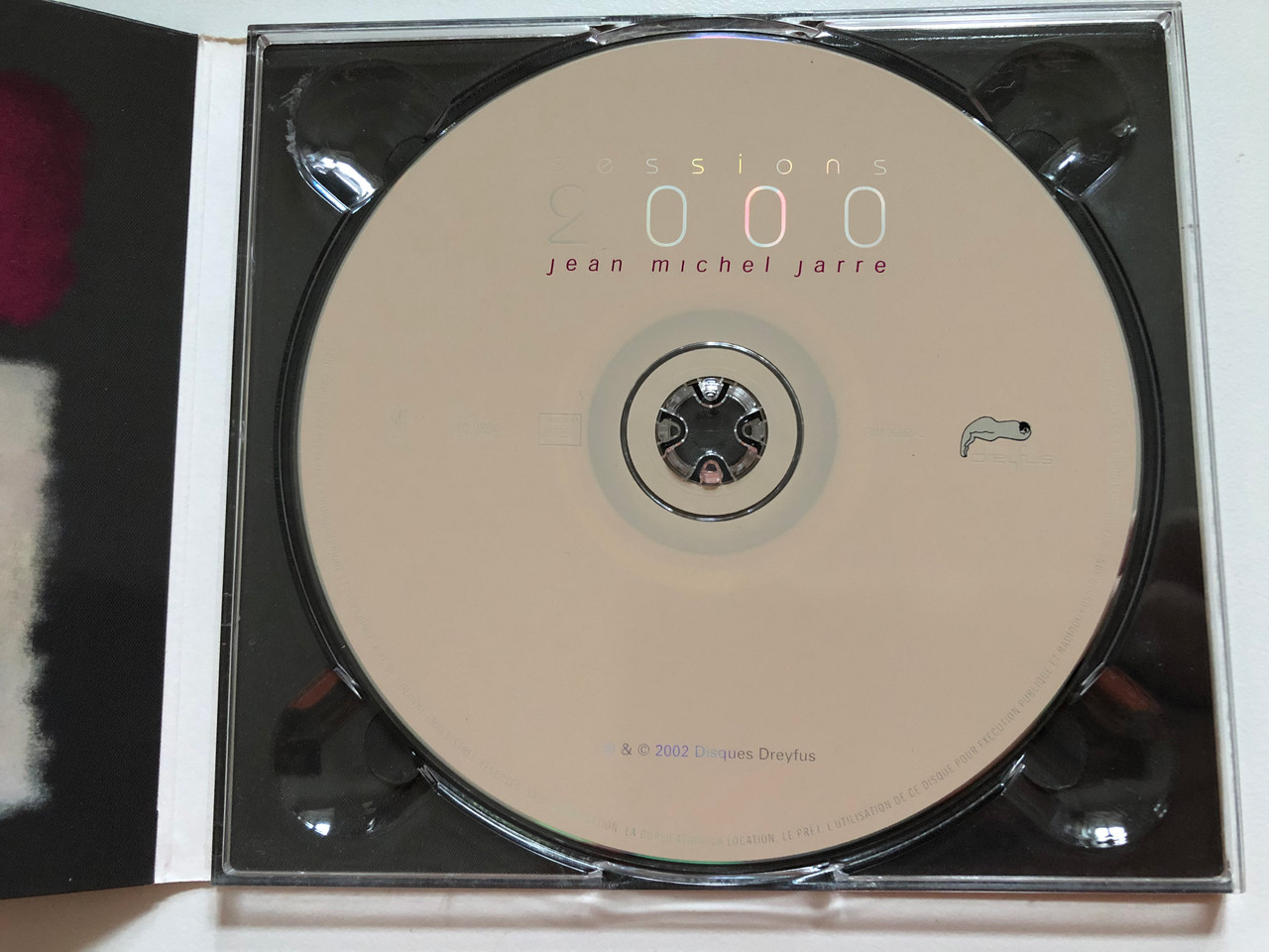 https://cdn10.bigcommerce.com/s-62bdpkt7pb/products/0/images/259101/Sessions_2000_-_Jean_Michel_Jarre_Disques_Dreyfus_Audio_CD_2002_FDM_36165-2_2__90678.1669057108.1280.1280.JPG?c=2&_gl=1*158n6h7*_ga*MjA2NTIxMjE2MC4xNTkwNTEyNTMy*_ga_WS2VZYPC6G*MTY2OTA0ODMxMS42MzYuMS4xNjY5MDU3MTAxLjYwLjAuMA..