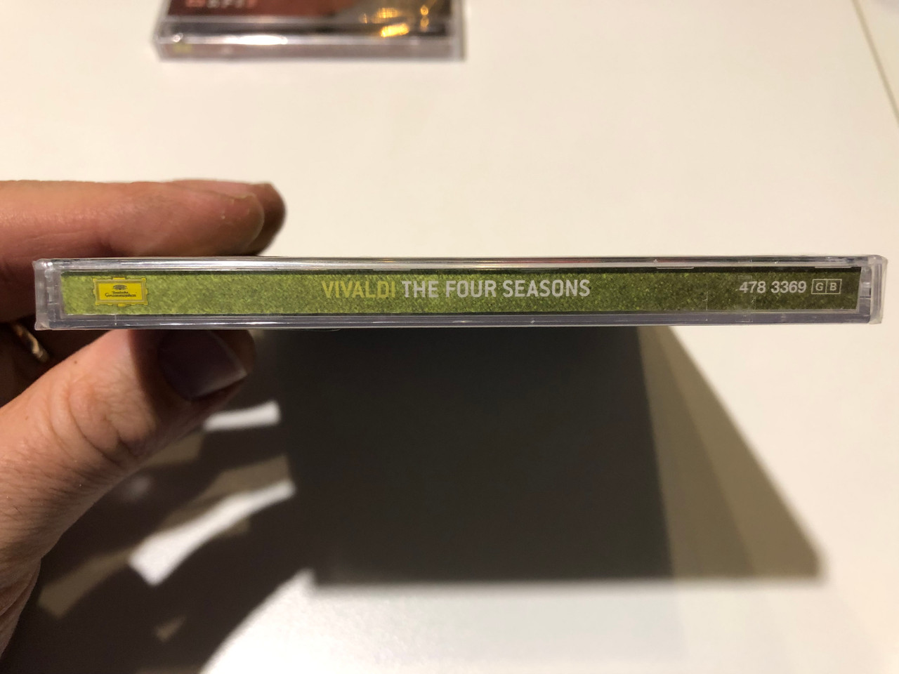 https://cdn10.bigcommerce.com/s-62bdpkt7pb/products/0/images/259663/Vivaldi_-_The_Four_Seasons_The_English_Concert_-_Gidon_Kremer_London_Symphony_Orchestra_Claudio_Abbado_Virtuoso_Deutsche_Grammophon_Audio_CD_2011_478_3369_3__04229.1669708478.1280.1280.JPG?c=2&_gl=1*1skxnrn*_ga*MjA2NTIxMjE2MC4xNTkwNTEyNTMy*_ga_WS2VZYPC6G*MTY2OTcwMzU3Ni42NDguMS4xNjY5NzA4NDY4LjYwLjAuMA..