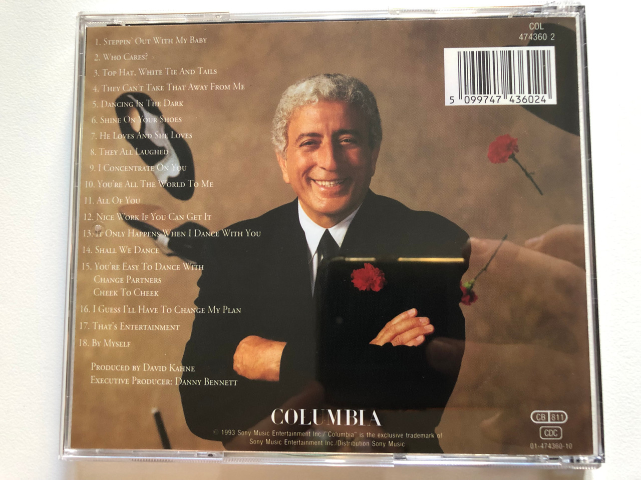 https://cdn10.bigcommerce.com/s-62bdpkt7pb/products/0/images/261527/Tony_Bennett_Steppin_Out_Columbia_Audio_CD_1993_COL_474360_2_2__91936.1671547859.1280.1280.JPG?c=2&_gl=1*1r2ataf*_ga*MjA2NTIxMjE2MC4xNTkwNTEyNTMy*_ga_WS2VZYPC6G*MTY3MTU0NzQ4NS42NzkuMC4xNjcxNTQ3NDg1LjYwLjAuMA..