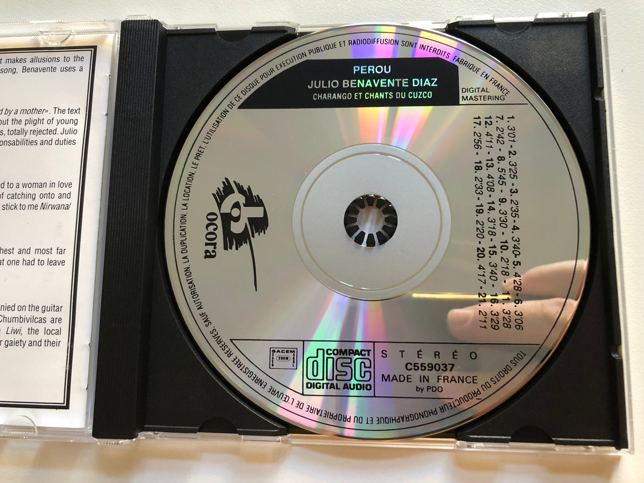 https://cdn10.bigcommerce.com/s-62bdpkt7pb/products/0/images/261692/Perou_-_Julio_Benavente_Diaz_-_Charango_Et_Chants_Du_Cuzco_Ocora_Auido_CD_1988_C_559037_3__31265.1671697484.1280.1280.JPG?c=2&_gl=1*ao85wt*_ga*MjA2NTIxMjE2MC4xNTkwNTEyNTMy*_ga_WS2VZYPC6G*MTY3MTY5NjU5Ny42ODIuMC4xNjcxNjk2NTk3LjYwLjAuMA..