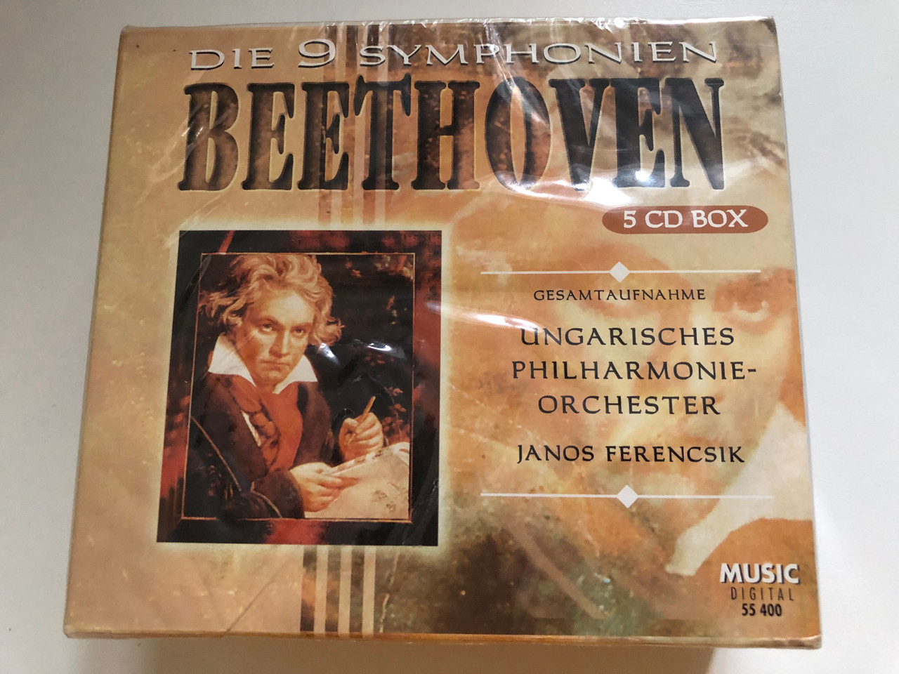 https://cdn10.bigcommerce.com/s-62bdpkt7pb/products/0/images/262430/Die_9_Symphonien_-_Beethoven_5_CD_Box_Gesamtaufnahme_Ungarisches_Philharmonie-Orchester_Jnos_Ferencsik_Music_Digital_5x_Audio_CD_1996_Box_Set_55_400_1__98233.1672220115.1280.1280.JPG?c=2&_gl=1*75id16*_ga*MjA2NTIxMjE2MC4xNTkwNTEyNTMy*_ga_WS2VZYPC6G*MTY3MjIwODYzMS42ODkuMS4xNjcyMjIwMTE0LjYwLjAuMA..