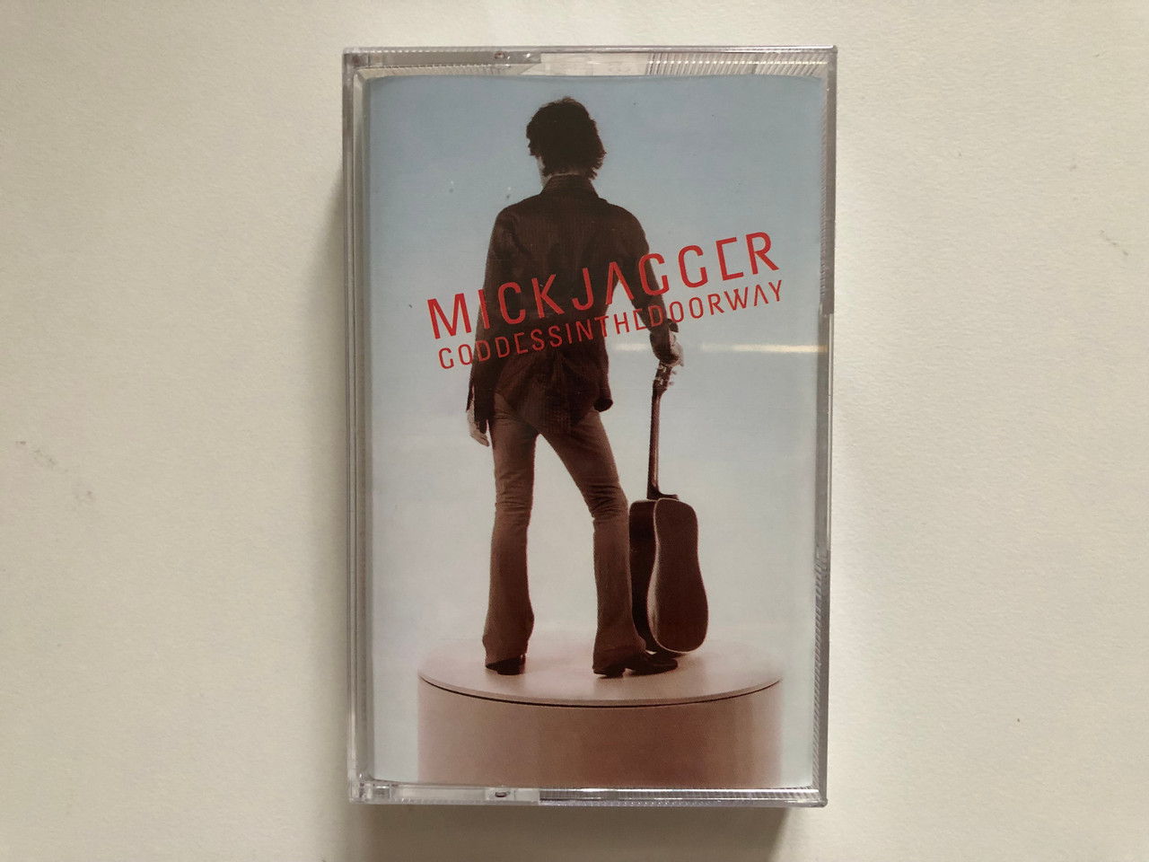 https://cdn10.bigcommerce.com/s-62bdpkt7pb/products/0/images/262742/Mick_Jagger_Goddessinthedoorway_Virgin_Audio_Cassette_2001_7243_8_11288_4_8_1__47222.1672387940.1280.1280.JPG?c=2&_gl=1*1l8ntow*_ga*MjA2NTIxMjE2MC4xNTkwNTEyNTMy*_ga_WS2VZYPC6G*MTY3MjM3NjIxMS42OTMuMS4xNjcyMzg3NjkyLjU4LjAuMA..