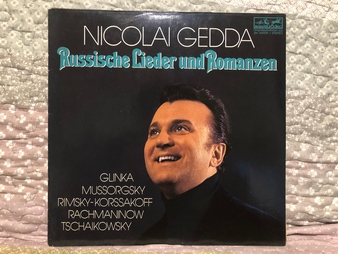 https://cdn10.bigcommerce.com/s-62bdpkt7pb/products/0/images/264058/Nicolai_Gedda_Russische_Lieder_Und_Romanzen_Glinka_Mussorgsky_Rimsky-Korssakoff_Rachmaninov_Tschaikowsky_Eurodisc_LP_Stereo_1980_203_284-366_1__70802.1673584453.1280.1280.JPG?c=2&_gl=1*l6uey6*_ga*MjA2NTIxMjE2MC4xNTkwNTEyNTMy*_ga_WS2VZYPC6G*MTY3MzU4MDQ5My43MDkuMS4xNjczNTg0NDIyLjYwLjAuMA..