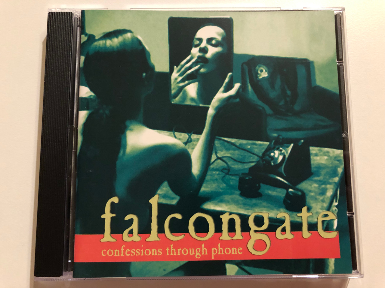 https://cdn10.bigcommerce.com/s-62bdpkt7pb/products/0/images/264273/Falcongate_Confessions_Through_Phone_Audio_CD_2001_1__20511.1673970253.1280.1280.JPG?c=2&_gl=1*1iwhsxa*_ga*MjA2NTIxMjE2MC4xNTkwNTEyNTMy*_ga_WS2VZYPC6G*MTY3Mzk2NDMyMy43MTcuMS4xNjczOTcwMzAwLjYwLjAuMA..
