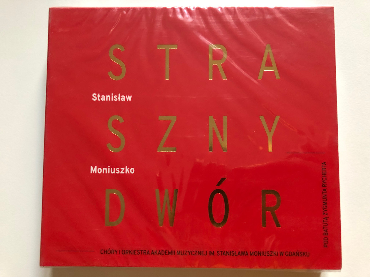 https://cdn10.bigcommerce.com/s-62bdpkt7pb/products/0/images/265146/Stanislaw_Moniuszko_-_Straszny_Dwor_Chory_i_Orkiestra_Akademii_Muzycznej_Im._Stanislawa_Moniuszki_W_Gdansku_Pod_Batuta_Zygmunta_Rycherta_DUX_Recording_2x_Audio_CD_2018_DUX_15001501_1__80684.1675068807.1280.1280.JPG?c=2&_gl=1*xxzdw4*_ga*MjA2NTIxMjE2MC4xNTkwNTEyNTMy*_ga_WS2VZYPC6G*MTY3NTA2NDAxMC43MzQuMS4xNjc1MDY4ODE4LjYwLjAuMA..