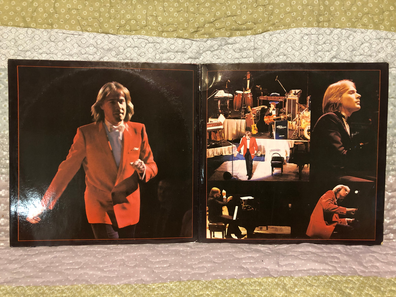 https://cdn10.bigcommerce.com/s-62bdpkt7pb/products/0/images/265690/Richard_Clayderman_In_Concert_TELDEC_2x_LP_1982_6_3__15480.1675676338.1280.1280.JPG?c=2&_gl=1*e2ok1v*_ga*MjA2NTIxMjE2MC4xNTkwNTEyNTMy*_ga_WS2VZYPC6G*MTY3NTY2NTgzOS43NDUuMS4xNjc1Njc2MjA4LjUyLjAuMA..