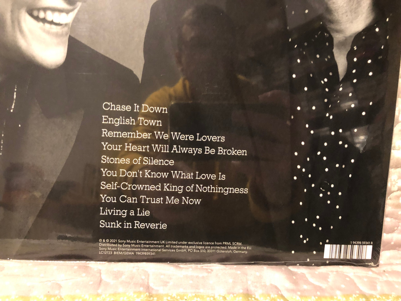 https://cdn10.bigcommerce.com/s-62bdpkt7pb/products/0/images/265898/Bobby_Gillespie_And_Jehnny_Beth_Utopian_Ashes_Sony_Music_LP_2021_194398593418_3__70427.1675921262.1280.1280.JPG?c=2&_gl=1*17ebq0x*_ga*MjA2NTIxMjE2MC4xNTkwNTEyNTMy*_ga_WS2VZYPC6G*MTY3NTkxOTcwNy43NTMuMS4xNjc1OTIxMjU4LjYwLjAuMA..