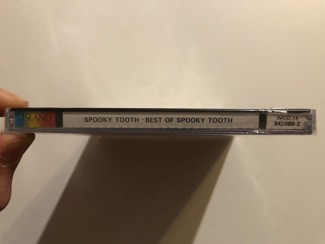 https://cdn10.bigcommerce.com/s-62bdpkt7pb/products/0/images/266022/The_Best_Of_Spooky_Tooth_Island_Records_Audio_CD_842_688-2_3__48798.1676044111.1280.1280.JPG?c=2&_gl=1*1b5j9zw*_ga*MjA2NTIxMjE2MC4xNTkwNTEyNTMy*_ga_WS2VZYPC6G*MTY3NjA0MjMxMC43NTYuMS4xNjc2MDQ0MDk4LjYwLjAuMA..