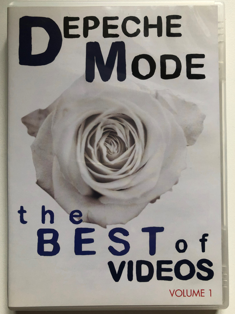 https://cdn10.bigcommerce.com/s-62bdpkt7pb/products/0/images/266295/Depeche_Mode_-_the_best_of_videos_volume_one_DVD_0094637507490_1__80459.1676200850.1280.1280.JPG?c=2&_gl=1*11r1cpr*_ga*MjAyOTE0ODY1OS4xNTkyNDY2ODc5*_ga_WS2VZYPC6G*MTY3NjE5ODE2OC4yODI4LjEuMTY3NjIwMDg1My42MC4wLjA.