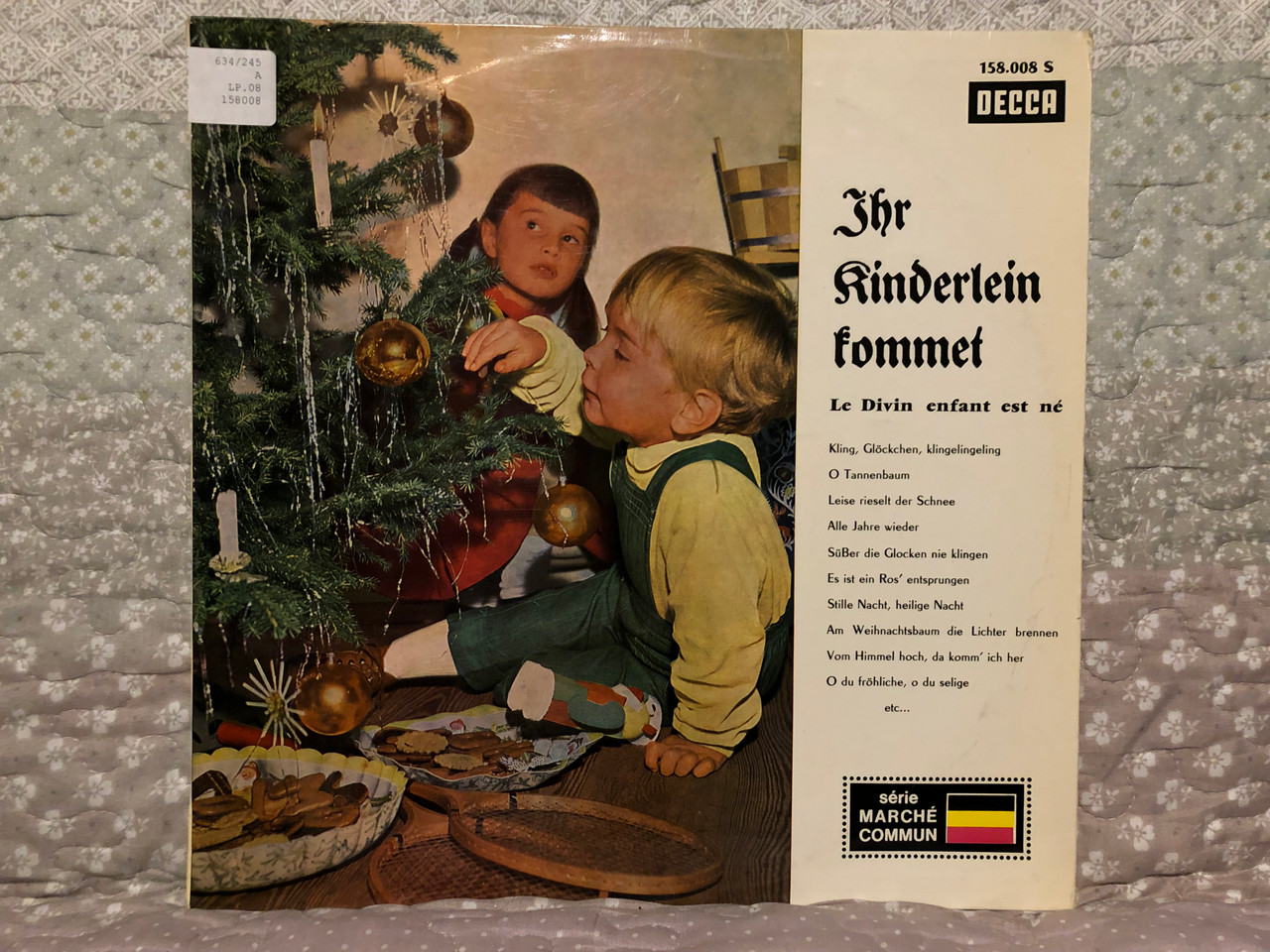 https://cdn10.bigcommerce.com/s-62bdpkt7pb/products/0/images/266437/Ihr_Kinderlein_Kommet_-_Le_Divin_enfant_est_ne_Kling_Glckchen_Klingelingeling_O_Tannenbaum_Leise_Rieselt_Der_Schnee_Alle_Jahre_Wieder_Ser_Die_Glocken_Nie_Klingen_Es_Ist_Ein_Ros_Ents_1__17731.1676309635.1280.1280.JPG?c=2&_gl=1*rau6ta*_ga*MjA2NTIxMjE2MC4xNTkwNTEyNTMy*_ga_WS2VZYPC6G*MTY3NjMwMDk2Ni43NTcuMS4xNjc2MzA4NzM5LjM3LjAuMA..