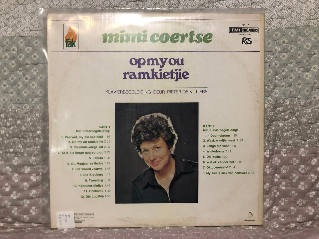 https://cdn10.bigcommerce.com/s-62bdpkt7pb/products/0/images/266438/Mimi_Coertse_Op_My_Ou_Ramkietjie_Vaarwel_My_Eie_Soetelief_Op_My_Ou_Ramkietjie_Pikaninie-Wiegelied_Al_L_Die_Berge_Nog_So_Blou_Jabula_Ou_Magjaar_Se_Liedjie_Die_Woord_Vaarwel_Die_Bl__71296.1676310035.1280.1280.JPG?c=2&_gl=1*1b006qg*_ga*MjA2NTIxMjE2MC4xNTkwNTEyNTMy*_ga_WS2VZYPC6G*MTY3NjMwMDk2Ni43NTcuMS4xNjc2MzA5NzI4LjQwLjAuMA..