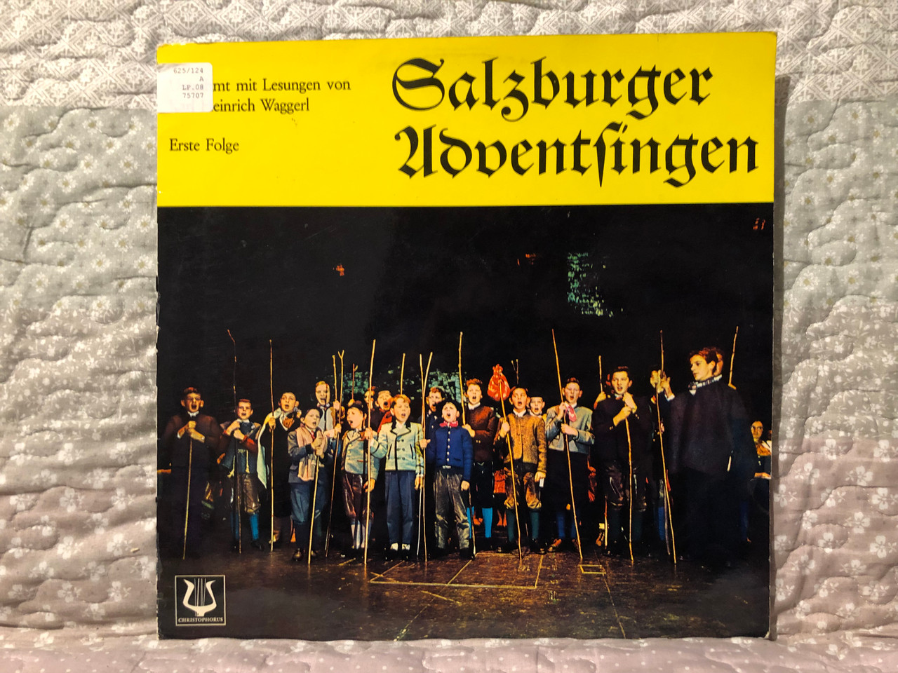 https://cdn10.bigcommerce.com/s-62bdpkt7pb/products/0/images/266704/Salzburger_Adventsingen_-_Erste_Folge_Umrahmt_mit_Lesungen_von_Karl_Heinz_Waggerl_Christophorus_LP_Stereo_SCGLV_75_707_1__69078.1676459262.1280.1280.JPG?c=2&_gl=1*1ttbgme*_ga*MjA2NTIxMjE2MC4xNTkwNTEyNTMy*_ga_WS2VZYPC6G*MTY3NjQ0NDQyNS43NTkuMS4xNjc2NDU5MjY4LjYwLjAuMA..