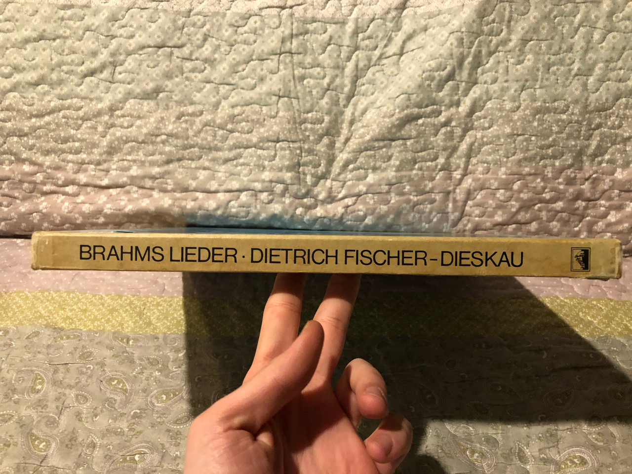 https://cdn10.bigcommerce.com/s-62bdpkt7pb/products/0/images/267642/Brahms_Lieder_-_Dietrich_Fischer-Dieskau_Daniel_Barenboim_Wolfgang_Sawallisch_Gerald_Moore_EMI_Electrola_7x_LP_Box_Set_1974_1C_191-50_37985_7__31801.1677166270.1280.1280.JPG?c=2&_gl=1*18s8byt*_ga*MjA2NTIxMjE2MC4xNTkwNTEyNTMy*_ga_WS2VZYPC6G*MTY3NzE2NDExNy43NjkuMS4xNjc3MTY1NjczLjEyLjAuMA..