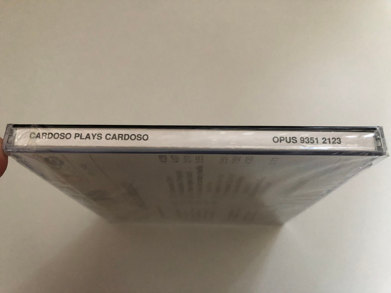 https://cdn10.bigcommerce.com/s-62bdpkt7pb/products/0/images/269140/Jorge_Cardoso_guitar_-_Cardoso_Plays_Cardoso_Opus_Audio_CD_1989_9351_2123_3__93745.1678260785.1280.1280.JPG?c=2&_gl=1*1lp6rld*_ga*MjA2NTIxMjE2MC4xNTkwNTEyNTMy*_ga_WS2VZYPC6G*MTY3ODI1ODY3Ny43OTYuMS4xNjc4MjYwNDI4LjkuMC4w