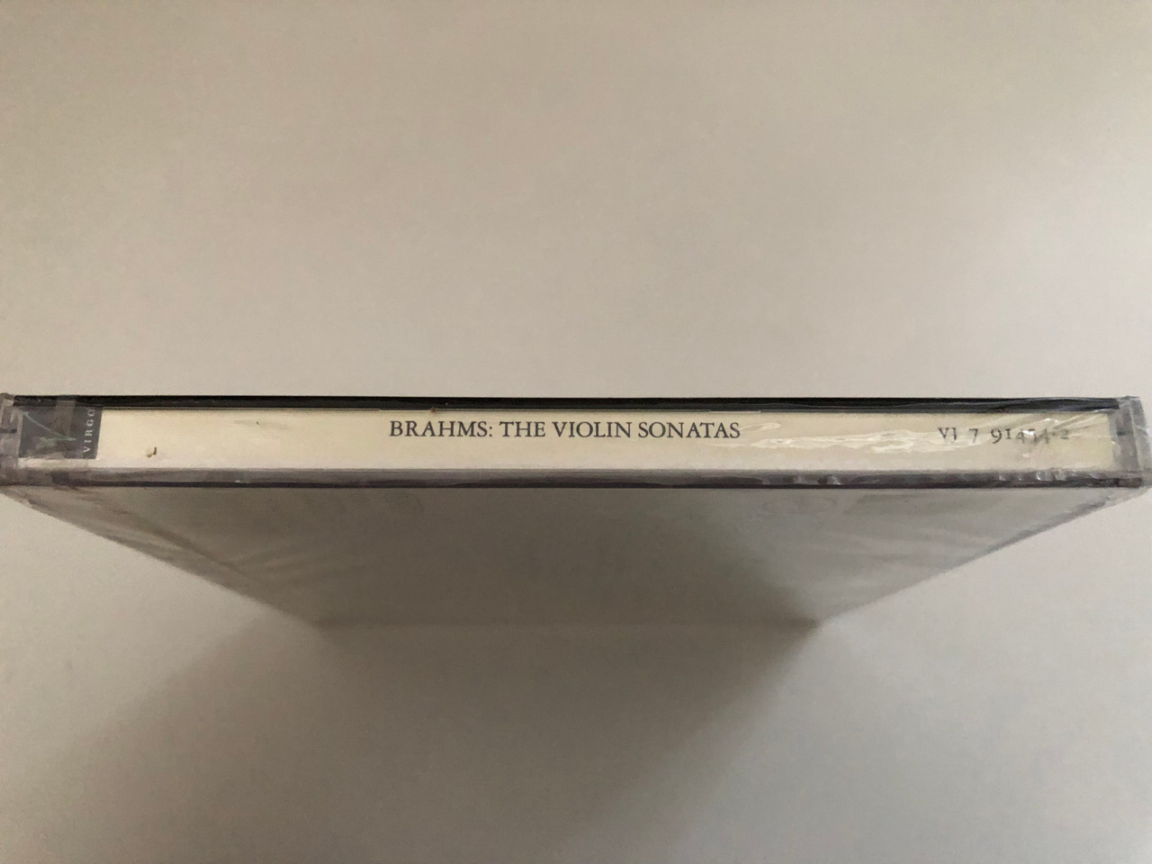 https://cdn10.bigcommerce.com/s-62bdpkt7pb/products/0/images/269234/Brahms_The_Violin_Sonatas_-_Jaime_Laredo_Jean-Bernard_Pommier_Virgo_Audio_CD_1991_VJ_7_91454-2_3__42986.1678353295.1280.1280.JPG?c=2&_gl=1*11sn185*_ga*MjA2NTIxMjE2MC4xNTkwNTEyNTMy*_ga_WS2VZYPC6G*MTY3ODM0NjI5NS43OTguMS4xNjc4MzUzMjU5LjYwLjAuMA..