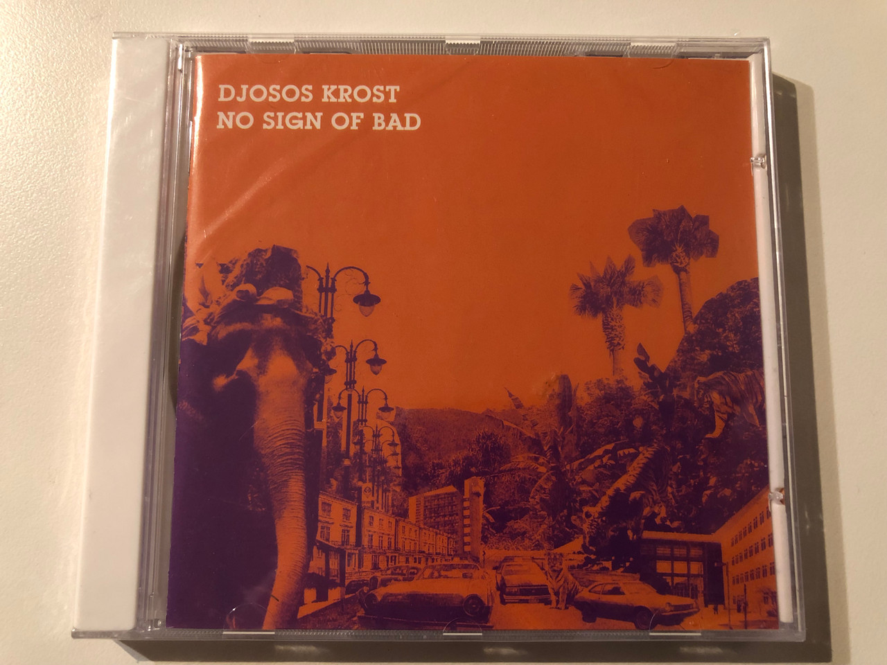 https://cdn10.bigcommerce.com/s-62bdpkt7pb/products/0/images/269519/Djosos_Krost_No_Sign_Of_Bad_PanAmericana_Recordings_Audio_CD_PANAM1001_1__01906.1678819315.1280.1280.JPG?c=2&_gl=1*1ik9na7*_ga*MjA2NTIxMjE2MC4xNTkwNTEyNTMy*_ga_WS2VZYPC6G*MTY3ODgwNjMzMy44MDMuMS4xNjc4ODE5Mjg5LjYwLjAuMA..