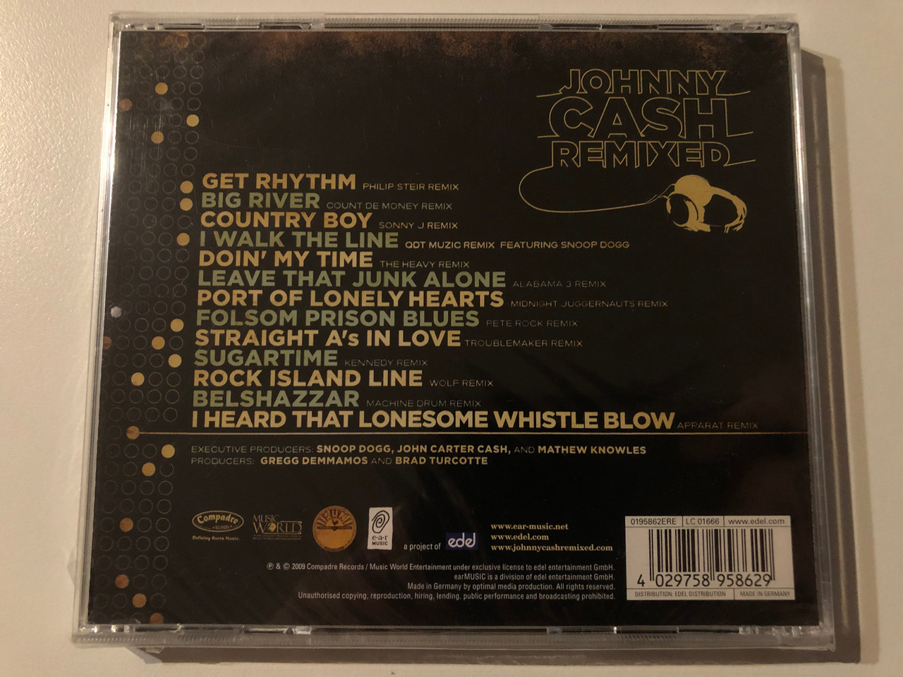 https://cdn10.bigcommerce.com/s-62bdpkt7pb/products/0/images/269560/Johnny_Cash_Remixed_The_Official_Johnny_Cash_Remix_Album_Featuring_The_Classics_Get_Rhythm._I_Walk_The_Line_Feat._Snoop_Dogg_Country_Boy_and_many_more_Ear_Music_Audio_CD_20__74165.1678888366.1280.1280.JPG?c=2&_gl=1*12m8z3l*_ga*MjA2NTIxMjE2MC4xNTkwNTEyNTMy*_ga_WS2VZYPC6G*MTY3ODg4ODA1NC44MDUuMS4xNjc4ODg4Mzk1LjYwLjAuMA..