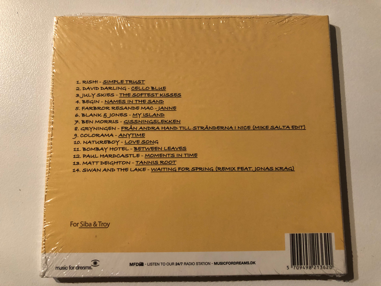 https://cdn10.bigcommerce.com/s-62bdpkt7pb/products/0/images/269620/Moments_In_Time_-_Complied_By_Moonboots_This_Compilation_Is_The_Second_Album_In_A_New_Exclusive_Collector_Series_On_Music_For_Dreams_Music_For_Dreams_Audio_CD_ZZZCD0121_2__11406.1678908024.1280.1280.JPG?c=2&_gl=1*69c4qa*_ga*MjA2NTIxMjE2MC4xNTkwNTEyNTMy*_ga_WS2VZYPC6G*MTY3ODkwMDQ1NC44MDYuMS4xNjc4OTA3ODU2LjQ0LjAuMA..