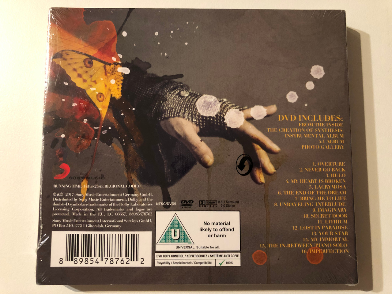 Evanescence – Synthesis / Deluxe Version: CD with 16 tracks, DVD with From  The Inside (The Creation Of Synthesis), Documentary, Instrumental album,  piano & orchestra score and 5.1 album mix / Sony