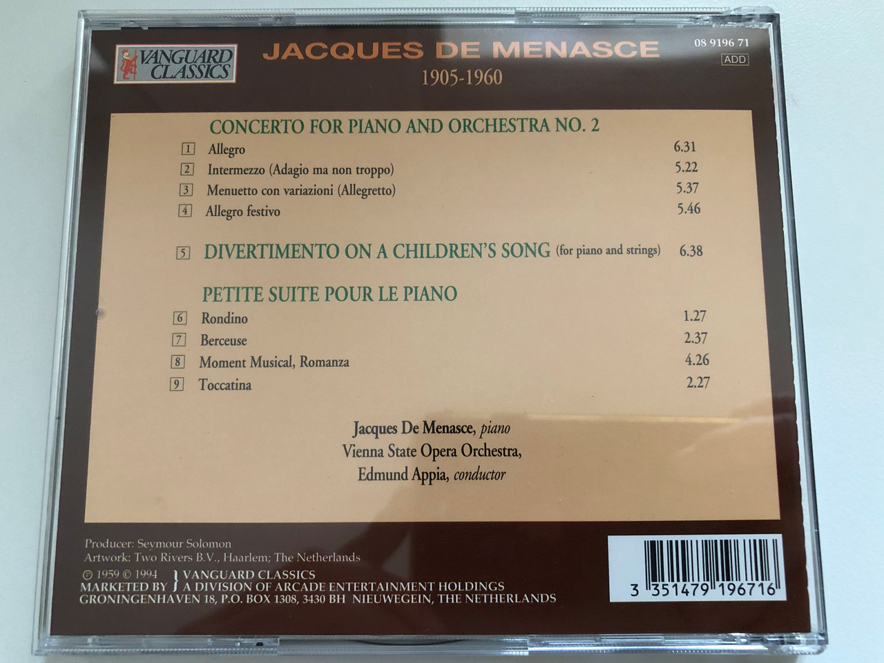https://cdn10.bigcommerce.com/s-62bdpkt7pb/products/0/images/271063/Concerto_for_piano_and_orchestra_No._2_Divertimento_On_A_Childrens_Song_Petite_suite_pour_le_piano_-_Jacques_de_Menasce_piano_Vienna_State_Opera_Orchestra_Edmond_Appia_conductor_6__28665.1680019225.1280.1280.JPG?c=2&_gl=1*6e8hm3*_ga*MjA2NTIxMjE2MC4xNTkwNTEyNTMy*_ga_WS2VZYPC6G*MTY4MDAwODU4Mi44MjQuMS4xNjgwMDE4NTk5LjM2LjAuMA..