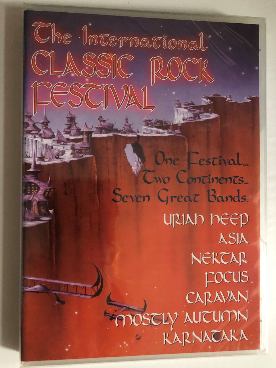 https://cdn10.bigcommerce.com/s-62bdpkt7pb/products/0/images/271601/The_International_Classic_Rock_Festival_One_Festival_Two_Continents_Seven_Great_Bands._Uriah_Heep_Asia_Nektar_Focus_Caravan_Mostly_Autumn_Karnataka_Magna_Pacific_DVD_Video_CD_2003_1__99375.1680274741.1280.1280.JPG?c=2&_gl=1*1x4tuic*_ga*MjA2NTIxMjE2MC4xNTkwNTEyNTMy*_ga_WS2VZYPC6G*MTY4MDI3MDcyNS44MjguMS4xNjgwMjc0MTUwLjExLjAuMA..