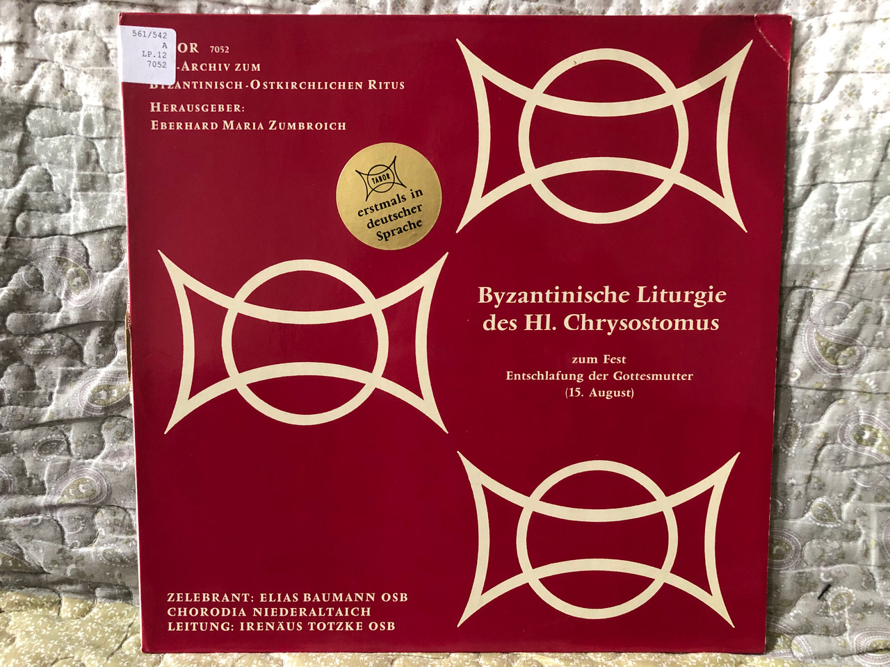 https://cdn10.bigcommerce.com/s-62bdpkt7pb/products/0/images/271898/Byzantinische_Liturgie_Des_Hl._Chrysostomus_zum_Fest_Entschlafung_der_Gottesmutter_15._August_-_Zelebrant_Elias_Baumann_Osb_Chorodia_Niederaltaich_Leitung_Irenus_Totzke_Osb_Tabor_LP_7052_1__51449.1680589184.1280.1280.JPG?c=2&_gl=1*1b3x76l*_ga*MjA2NTIxMjE2MC4xNTkwNTEyNTMy*_ga_WS2VZYPC6G*MTY4MDU4Nzk4Mi44MzIuMS4xNjgwNTg4NzQzLjQwLjAuMA..