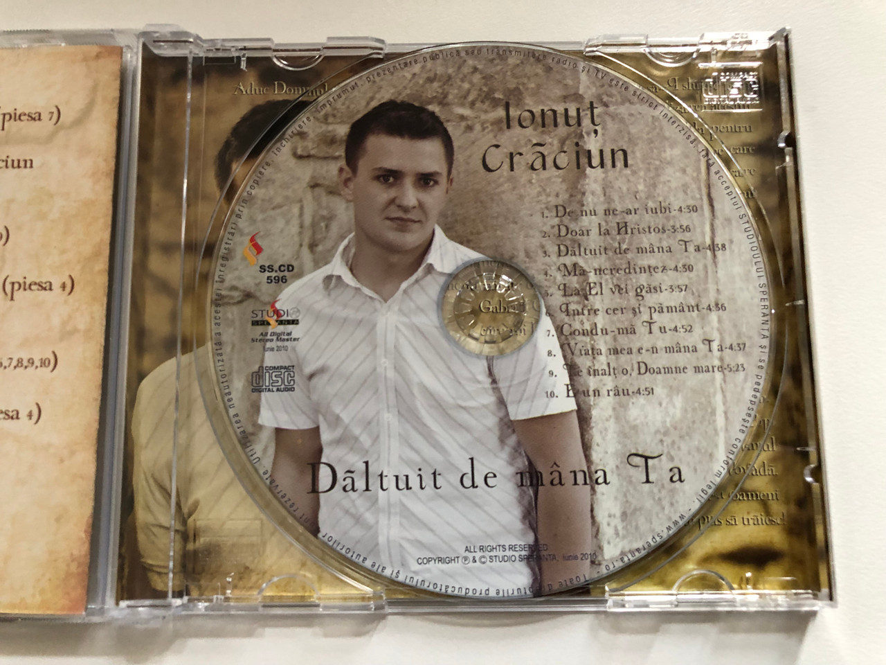 https://cdn10.bigcommerce.com/s-62bdpkt7pb/products/0/images/272261/Ionut_Craciun_-_Daltuit_de_mana_Ta_Studio_Speranta_Audio_CD_2010_Stereo_SS.CD_596_3__60320.1681139583.1280.1280.JPG?c=2&_gl=1*1v5n9cs*_ga*MjA2NTIxMjE2MC4xNTkwNTEyNTMy*_ga_WS2VZYPC6G*MTY4MTEzMTk2MC44NDIuMS4xNjgxMTM5NTgxLjYwLjAuMA..